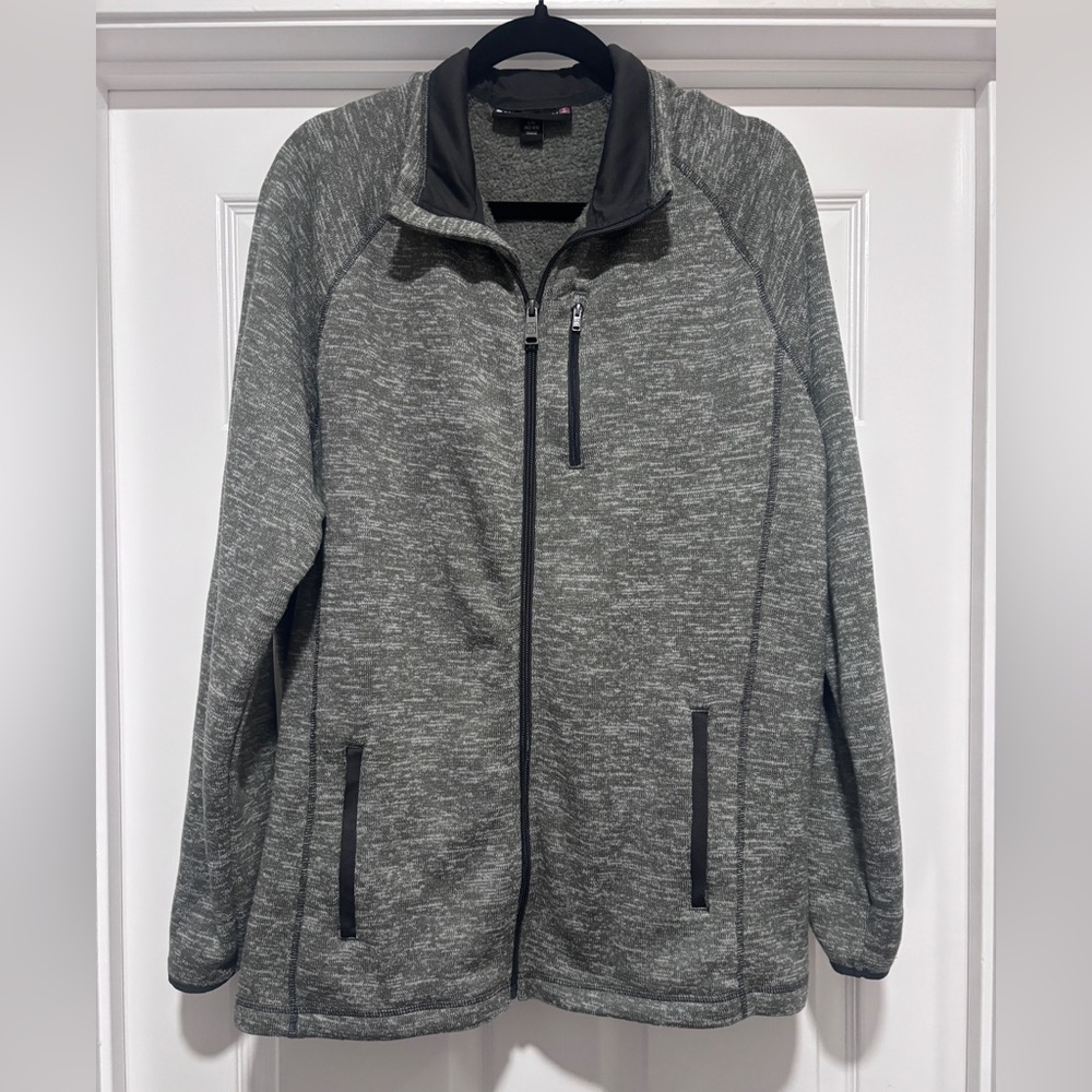 0084- Swiss Tech Sherpa Lined Full Zip Jacket Dark Gray L (42–44)
